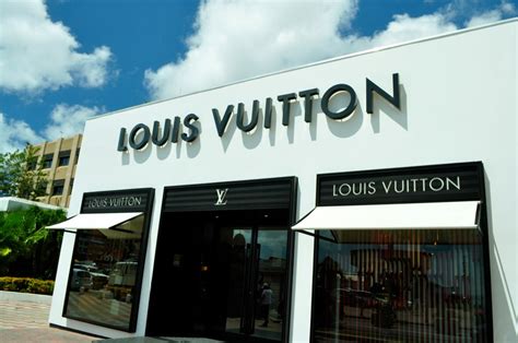 louis vuitton in aruba.